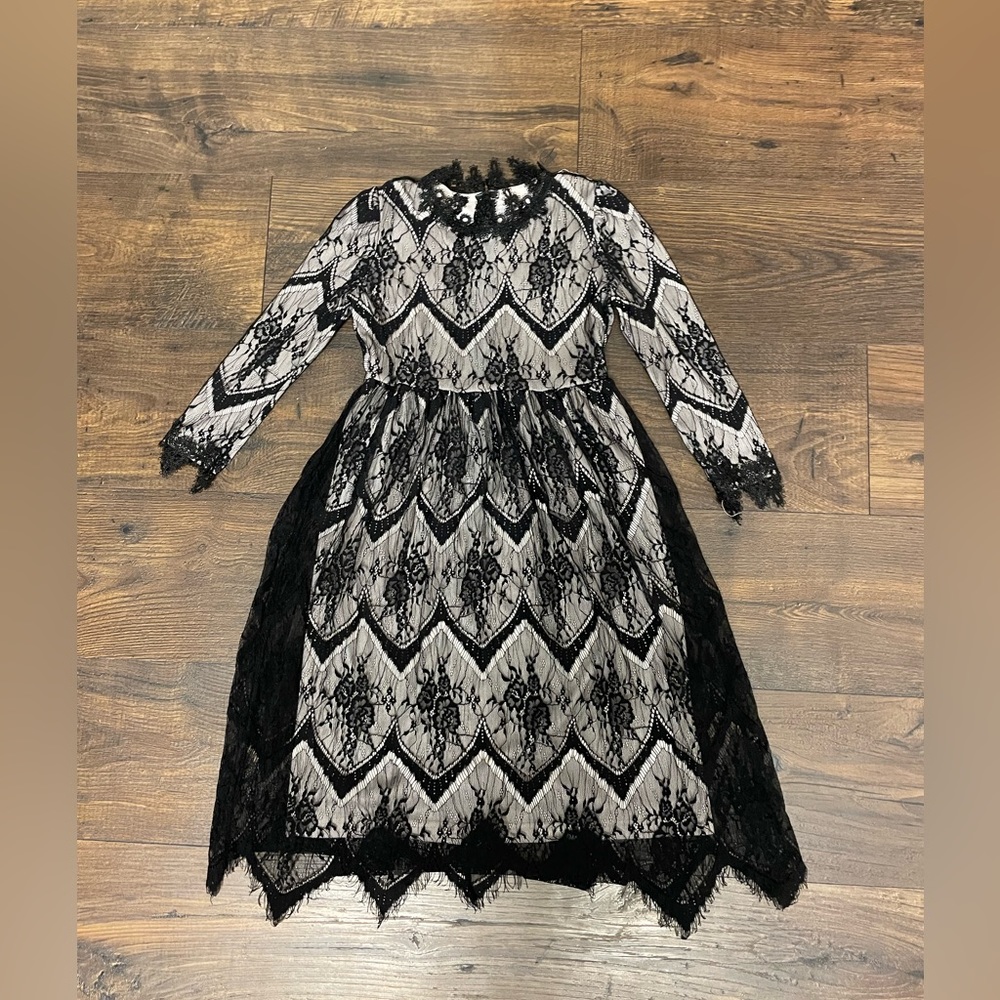 Girls dainty jewels lace dress